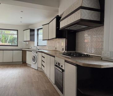 3 bedroom semi-detached house to rent - Photo 1