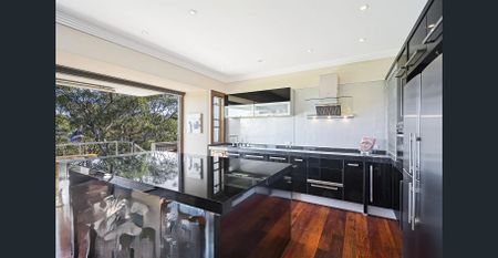 Luxury Family Home with Bushland Outlook in Prime Castle Cove - Photo 3