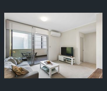 Fully Furnished with City Living Made Easy - Photo 2