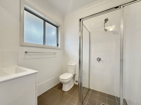 15 Steam Close, West Wallsend NSW 2286 - House For Rent | Domain - Photo 2