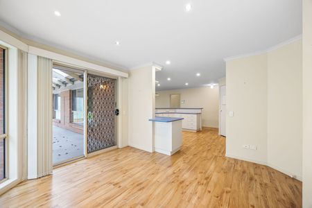 Stunning Home In Popular Alfredton - Photo 3