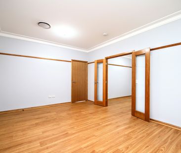 13 Newman Street - Photo 2