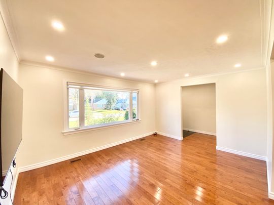 For Lease - 70 Shilton Road Unit# Main, Toronto, Ontario - Photo 1