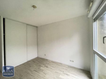Location Appartement 3 pièces 65m² NIORT 79000 - Photo 4