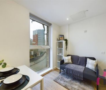 1 bedroom flat to rent - Photo 2