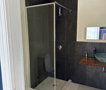 Victoria Park - Photo 4