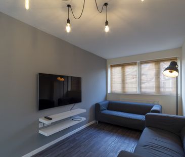 6 Bed Semi-Detached House, Radcliffe Mount, NG2 - Photo 4