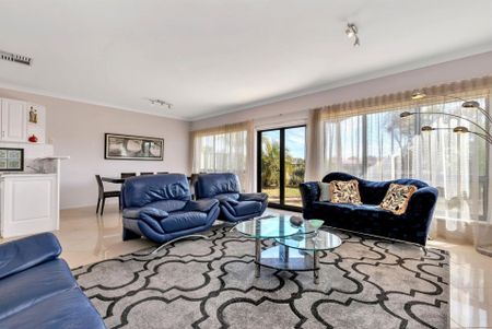 Architecturally Designed Home on the Lake - Photo 2