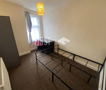 4 bedroom terraced house to rent - Photo 3