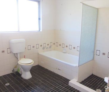 Location, Spacious Town House - Photo 6