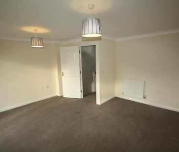 4 bedroom townhouse to rent - Photo 5