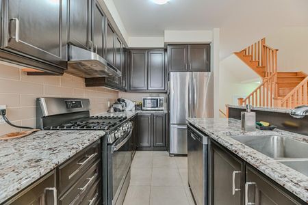 For Lease - 105 Sky Harbour Drive, Brampton, Ontario - Photo 5