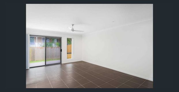 Neat & Convenient 3-Bedroom Duplex in Waterford West - Photo 1