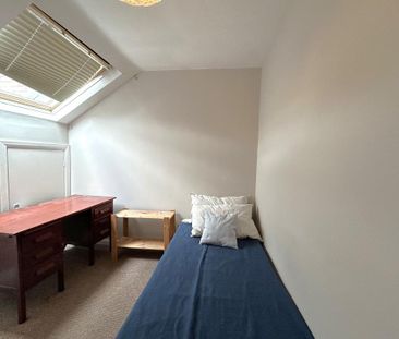 4 bedroom house share to rent - Photo 3