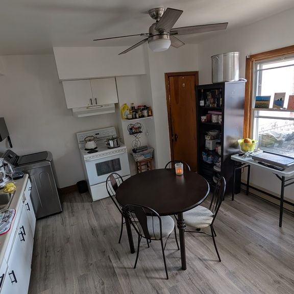 Beau 4 1/2 Près De La Station Monk - Photo 1