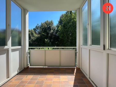 3- Zimmer Wohnung inkl. Loggia und Parkpaltz! - Foto 3