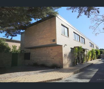 Townhouse Size, Apartment Price - Photo 5