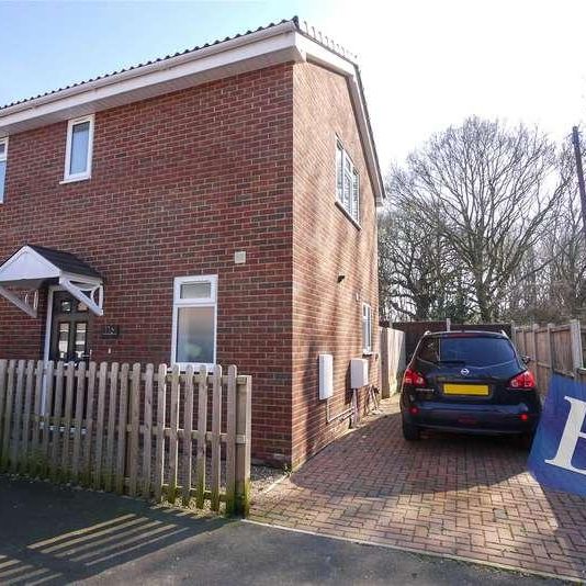 Bournebridge Close, Hutton, Brentwood, Essex, CM13 - Photo 1