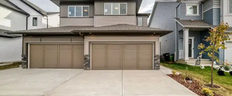 Stunning BRAND-NEW Spacious 3 Bedroom+Den Duplex (Main Floor) | 4816 Cawsey Terrace Southwest, Edmonton - Photo 1