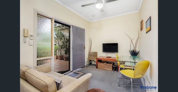 Furnished unit in the Heart of Spring Hill - Photo 1