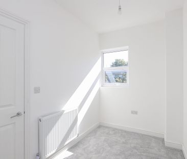 3 bedroom House to rent - Photo 2