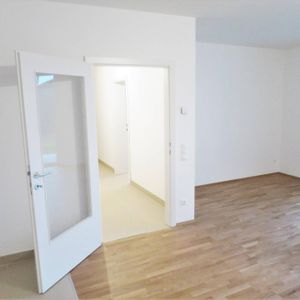Traumhafte 3-Zimmerwohnung mit großer Loggia - Foto 2
