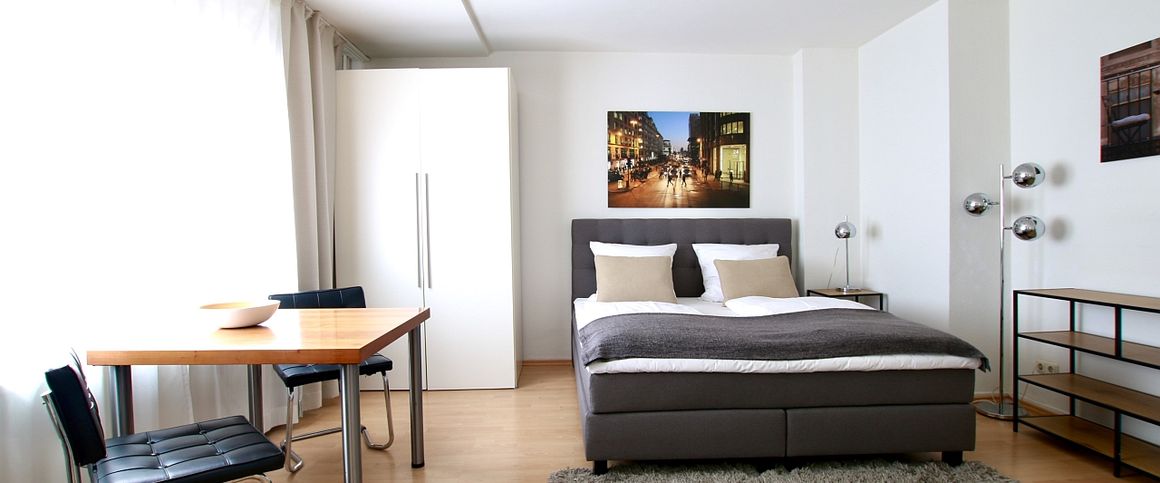 Top möbliertes City-Apartment im beliebten Belgischen Viertel - Foto 1