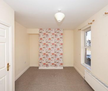 4 Brownlow Terrace, Lurgan, BT67 9DA - Photo 4