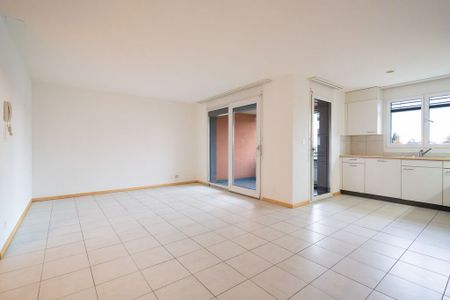 Bright apartment for rent! - Photo 2