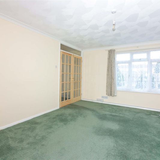 Kipling Avenue, Goring-By-Sea, Worthing - Photo 1