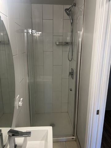 68 Sweetland Avenue - 3G - Photo 3