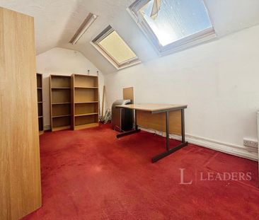 5 bedroom terraced house to rent - Photo 4