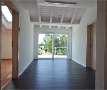 Modern attic maisonette with fantastic views! - Photo 2