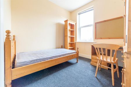 6 bed terraced house to rent in Helmsley Road, Sandyford, NE2 - Photo 4