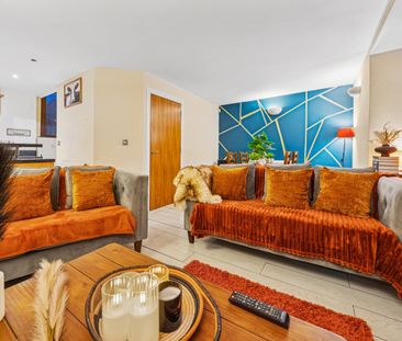 4 Bed Detached House, Bear Yard Mews, BS8 - Photo 3