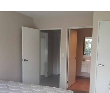 Riccarton, 1 bedroom - Photo 1
