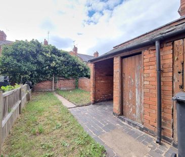 3 bedroom terraced house to rent - Photo 3