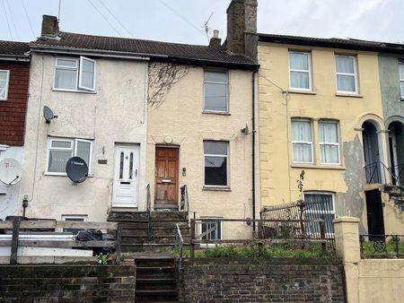 2 bedroom terraced house to rent - Photo 5