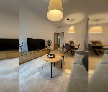 2-bedroom apartment for rent in La Goleta, Málaga, no smoking allowed. - Photo 2