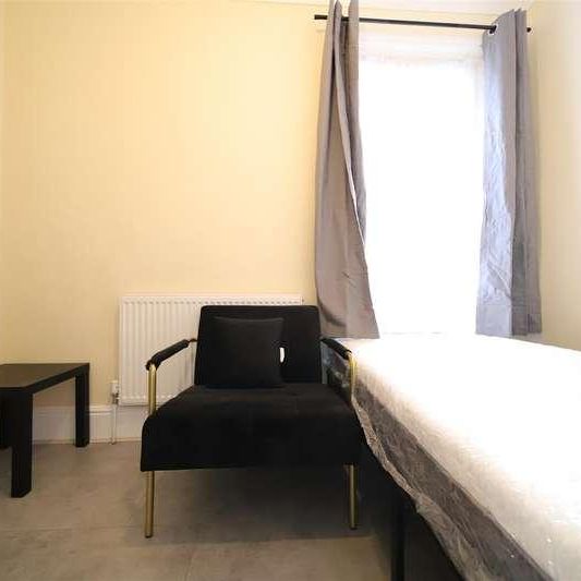 Nags Head Road, Enfield, EN3 - Photo 1