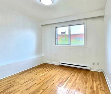 7042 Rue d'Abancourt - Photo 1