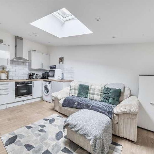 B Timbrell Street, Trowbridge, BA14 - Photo 1