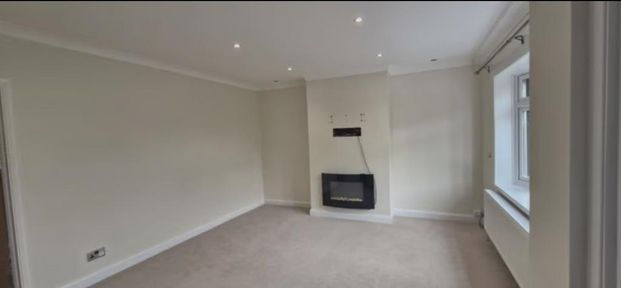 2 bedroom semi-detached house to rent - Photo 1