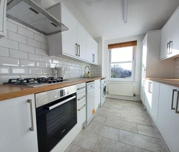 St. Patricks Court, Bath, Somerset, BA2 - Photo 5