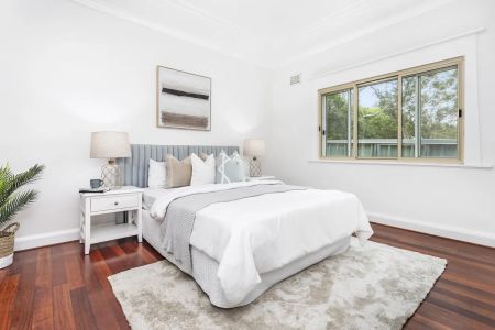 Charming and inspiring family opportunity - Photo 2