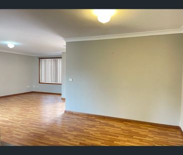 8/160 Meadows Road, Mount Pritchard, NSW 2170 - Photo 2