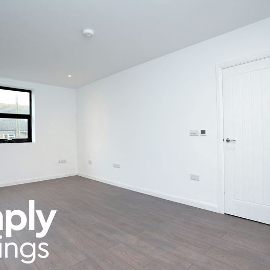 2 Bed property for rent - Photo 1