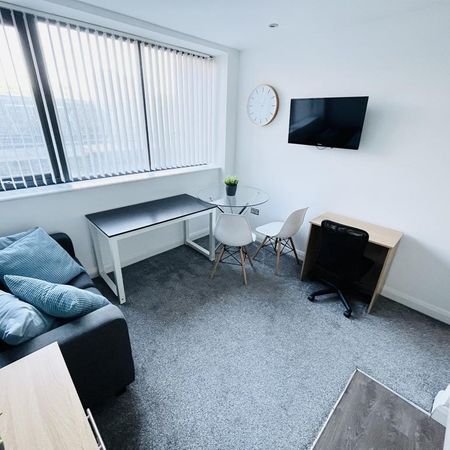Studio to rent - Photo 3