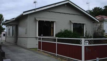 43 Waldegrave Street - Photo 2