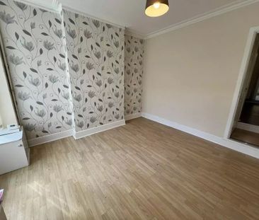 2 Bed Terraced House, Thimblemill Road, B67 - Photo 2